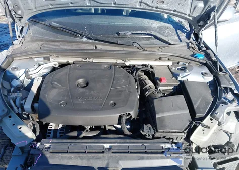 2018 Volvo S90 T6 Inscription z USA, uszkodzony, nr VIN LVYA22MLXJP047861